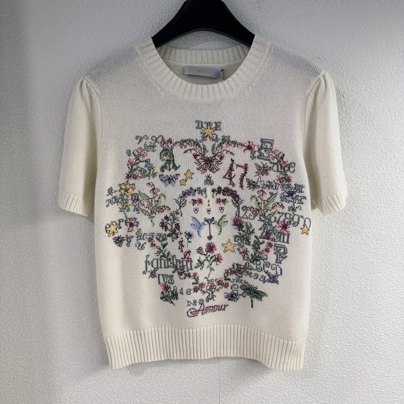 Shenzhen Nanyou Goods ~ High Version 25D Early Spring New Heavy Embroidery Round Neck Short-Sleeved Knitwear Tops for Women Shenzhen Nanyou Goods ~ High Version 25D Early Spring New Heavy Embroidery Round Neck Short-Sleeved Knitwear Tops for Women