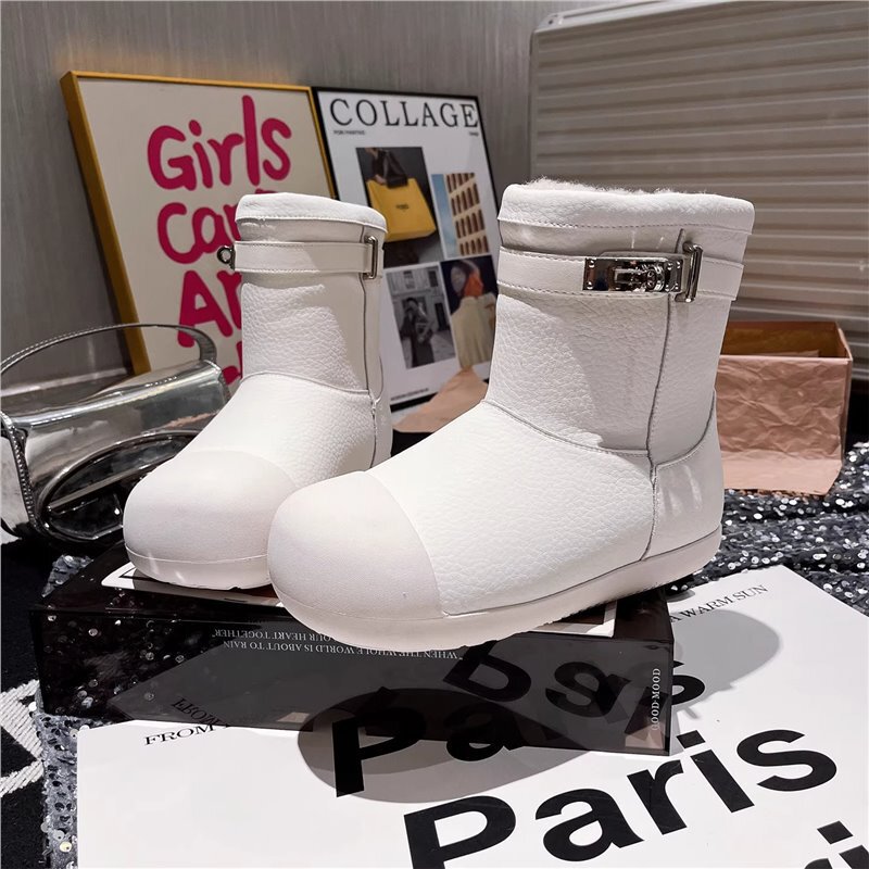 Hong Kong Genuine Leather Wool Thickened Snow Boots for Women 2025 Autumn and Winter New Metal Buckle Short Boots Loafers