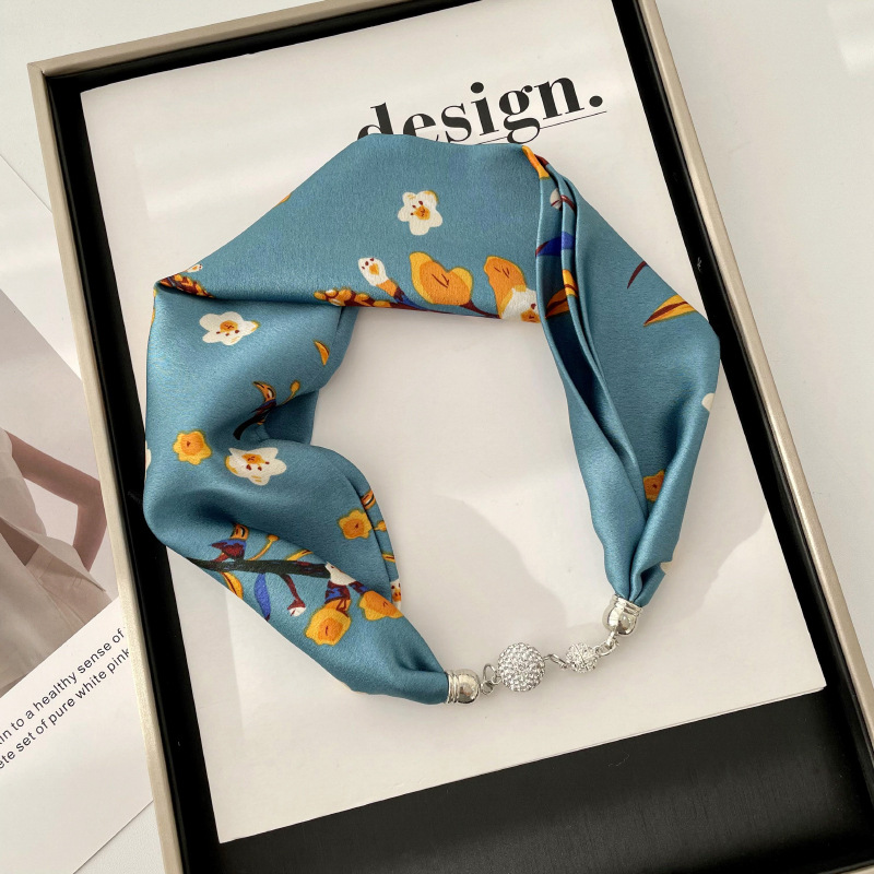 Primavera y verano nueva celebridad en línea mismo estilo banda de pelo bufanda correa de muñeca perezoso multi-funcional hebilla de succión magnética pequeña bufanda Venta caliente