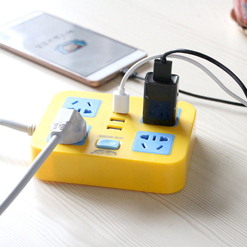 2017 nuevo cuadrante 3 USB 2A color enchufe