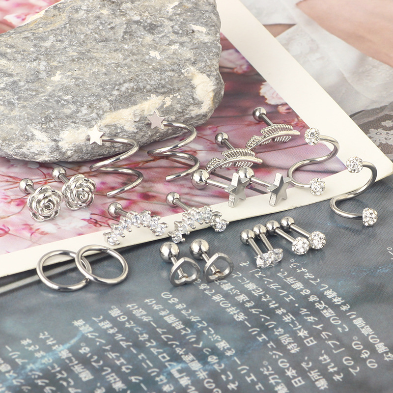 Silver pointed spike labret stud material detail