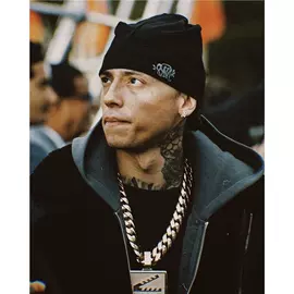 男式运动套装;男式T恤;男式夹克