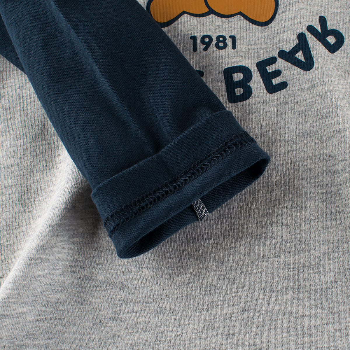 27kids ropa para niños otoño nuevo 2024 oso niños camiseta de manga larga camisa de fondo ropa de bebé cabello de una pieza