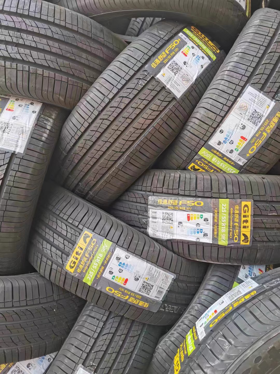 佳通轮胎235/55R18 100V F50