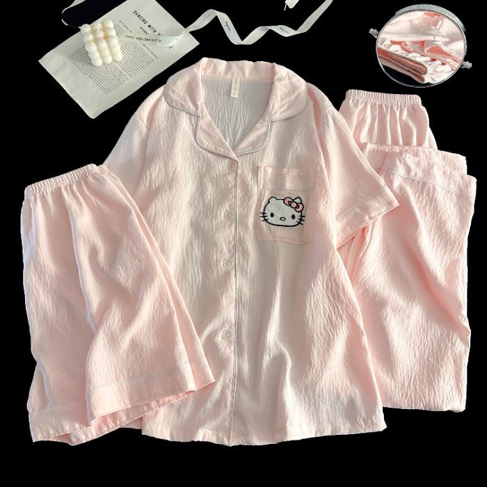 Venta al por mayor transfronteriza de tres piezas nube de algodón solapa cárdigan de dibujos animados pantalones de manga corta pantalones cortos ropa a domicilio traje de pijama de mujer