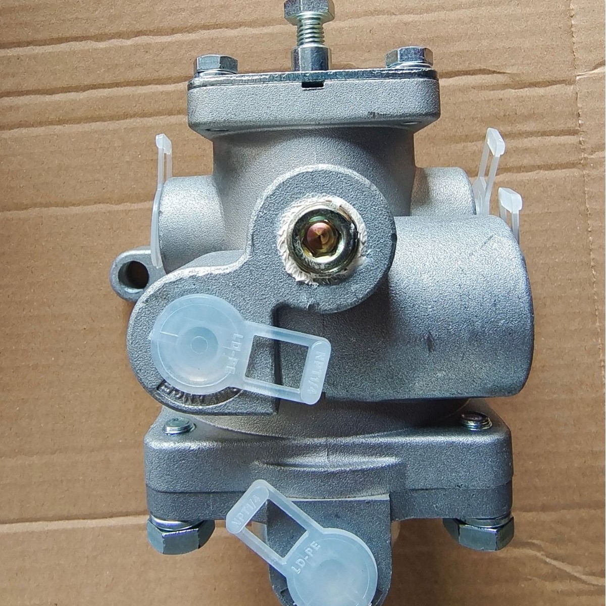 Relay Valve 103081 R-7