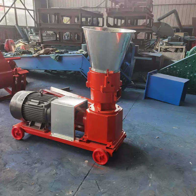 饲草粉碎压粒机 新款压轮转饲料颗粒机 牛羊鱼兔养殖饲料加工设备