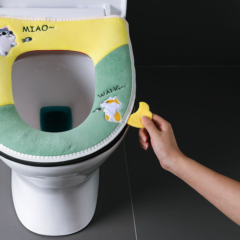 Cojín del asiento del inodoro del hogar Four Seasons Universal cubierta del inodoro gran invierno engrosada cojín del asiento del inodoro cojín
