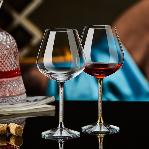 Luxury light luxury high-end golden red wine tall stemmed glass set home water crystal Burgundy large belly cup wine glass decanter