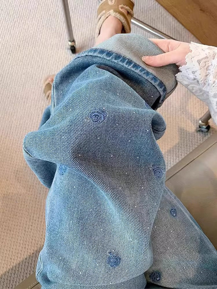 Quần jeans nữ ống rộng lưng cao dài chạm đất thêu đính đá pha lê chất denim co giãn — Màu xanh chín điểm, quần xanh chi tiết 5