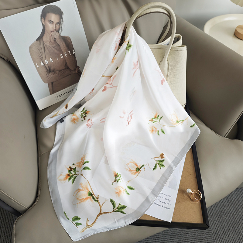 Bufanda de seda, bufanda cuadrada pequeña con cuello, flor rosa claro, bufanda de seda de imitación, viaje de verano para mujer, bufanda pequeña fresca y dulce