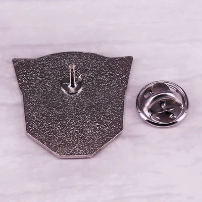 Yaxa sancaqları Robot Enamel Pin