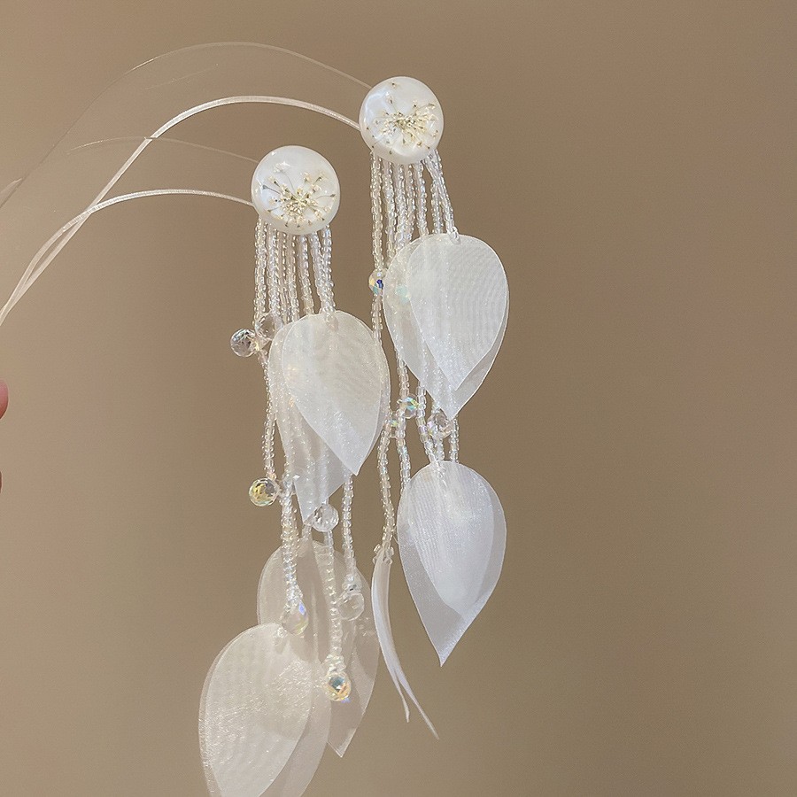 Pendientes de borla de flores de gasa de aguja de plata Pendientes de dopamina de bosque dulce Pendientes de todo fósforo de tendencia de nicho Mujeres al por mayor