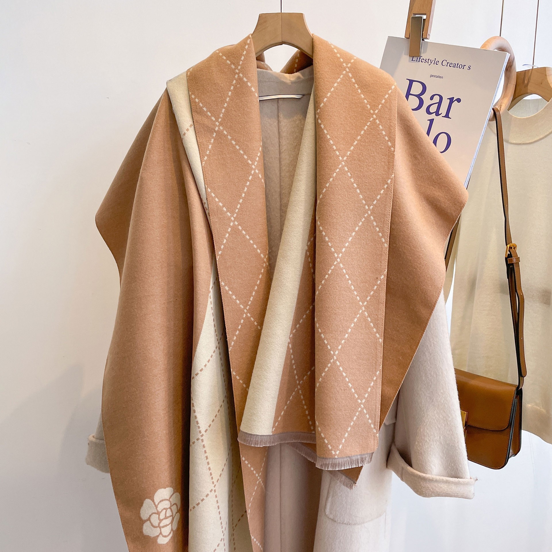 Camellia scarves neckband shawl for women, autumn and winter outerwear, new double-sided imitation cashmere for warmth_voghion.com