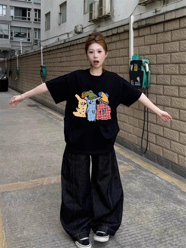 アメリカの純綿の黒い半袖のtシャツの女性の夏の新型のデザイン感の小さい大衆のゆったりしている大きいサイズの半袖の太ったMMの上着の潮|undefined