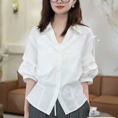 2025夏季开衫流行风格松弛感女白色法式知性薄款独特衬衫