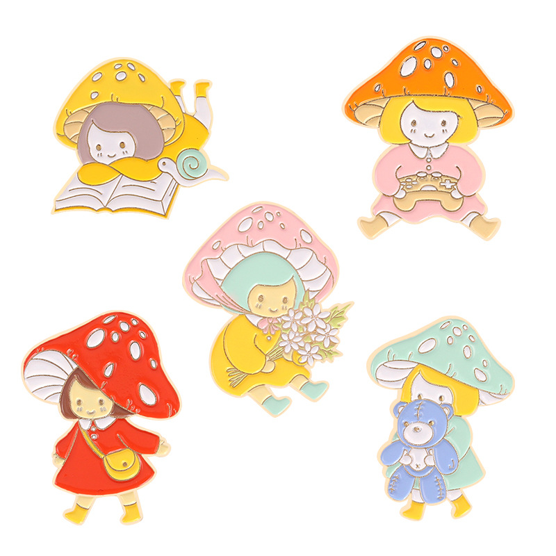 Cartoon cute design brooch