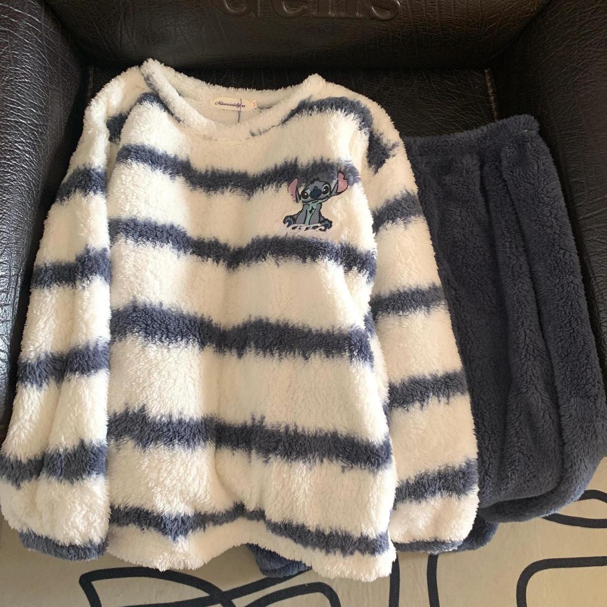 Hombres otoño invierno coral veludo pijama juvenil cuello redondo dibujos animados ocio deporte grueso abrigo conjunto de ropa para el hogar