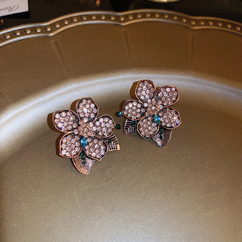 40g Weight Rhinestones Inlay Material Drop Earrings Classification 1 Pair Vintage Style Heart Shape Bow Knot Plating Inlay Alloy Rhinestones Drop Earrings