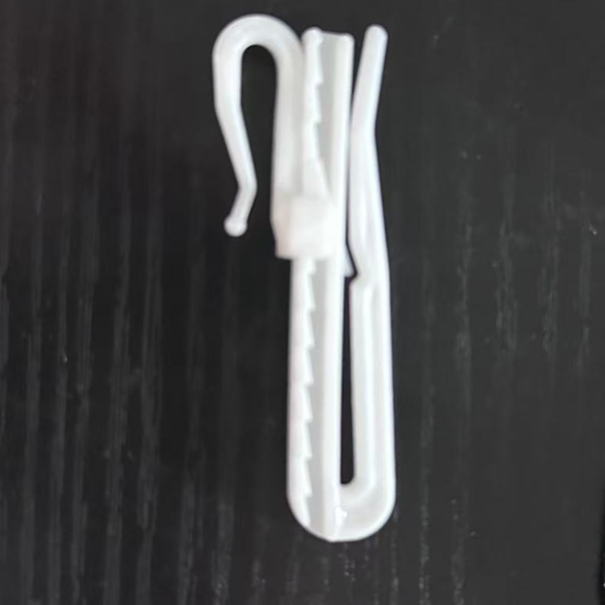 厂家直销幻影纱窗帘配件PP材质升降钩子