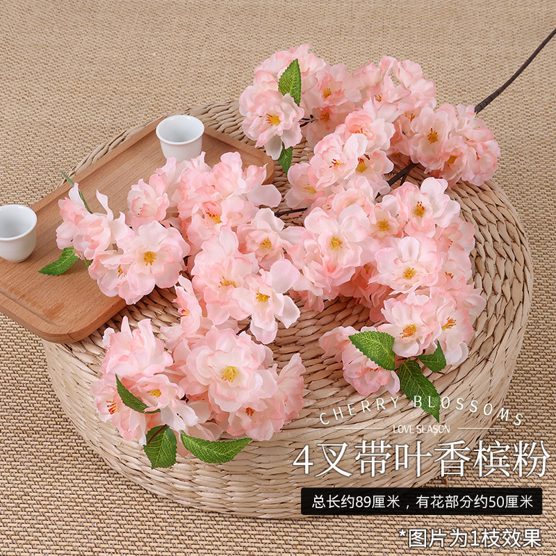 잎이 있는 샴페인 가루 포크 4개