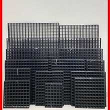 黑色网片网格铁丝网加粗铁网格网超市置物架挂网幼儿园墙上展示架