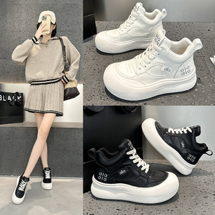 �ߎ�ЬŮ�����^2026���ﱬ����Ƥ͸�������e��Ь�\�ӾW�tС��Ь