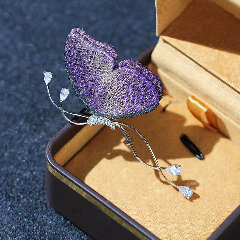 X0666 butterfly purple