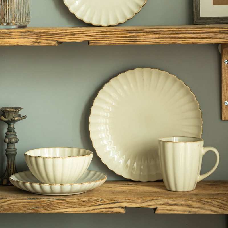 Juego de vajilla Serie de platos de crisantemo Taza de cerámica Juego de platos Taza de agua para el hogar Tazón de arroz Tazón de verduras Plato de verduras Vajilla de cocina