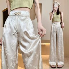新中国風国風盤はサテンのジャカードのワイドパンツを掛けています。