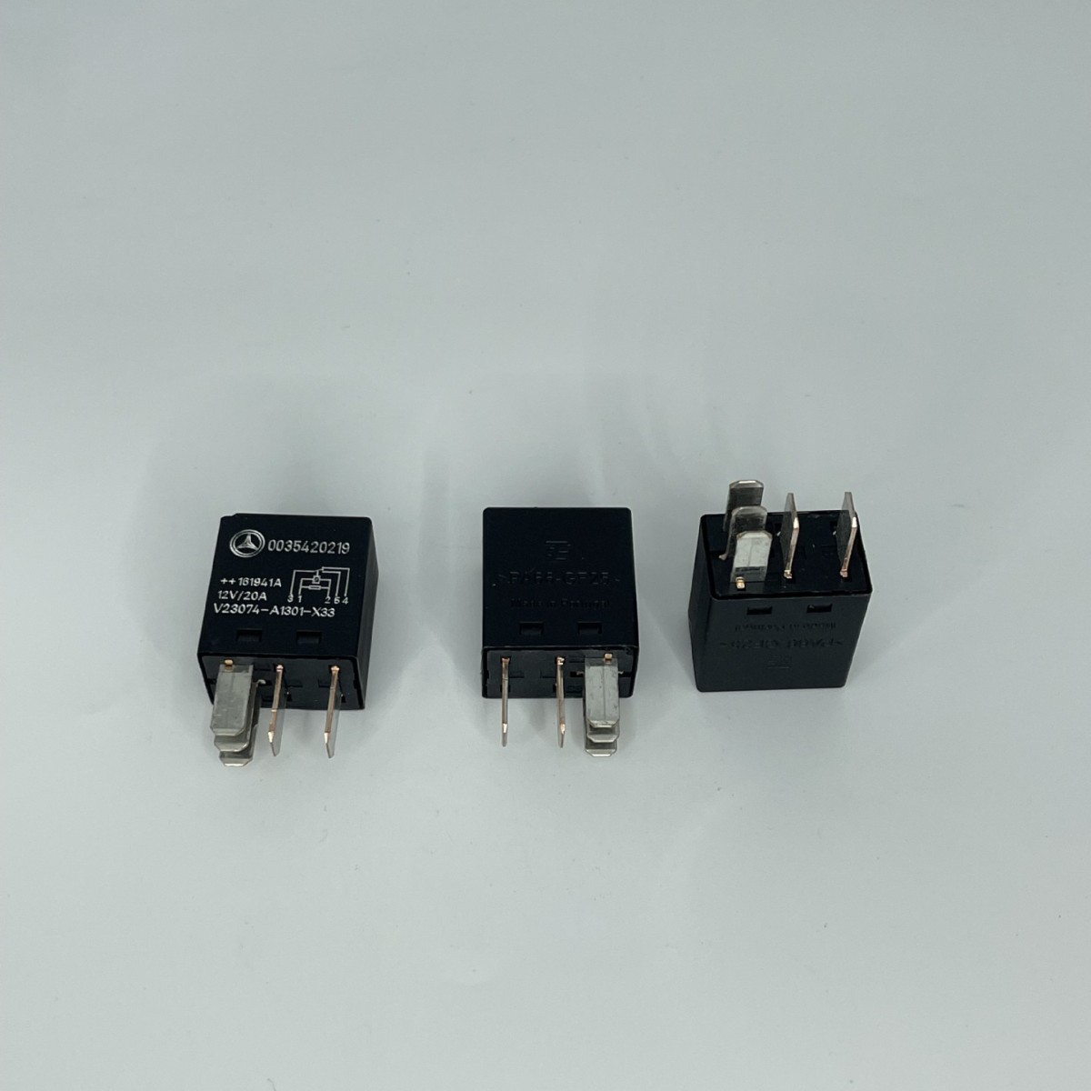 0035420219奔驰5脚汽车继电器V23074-A1301-X33
