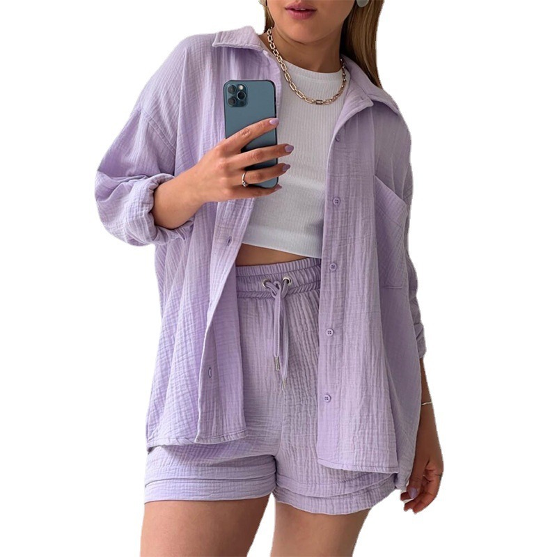 2023アマゾン欧米の婦人服のしわの布の襟の長袖のシャツの高い腰のひもの半ズボンのファッションのカジュアルな2つのセット|undefined