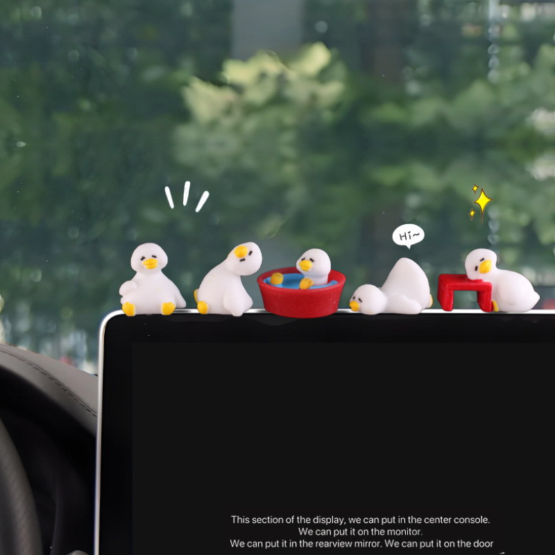 Lindo y cansado pato, pequeño pato blanco, tarjeta de estacionamiento de coche, consola central de coche de escritorio, decoración de pantalla de computadora