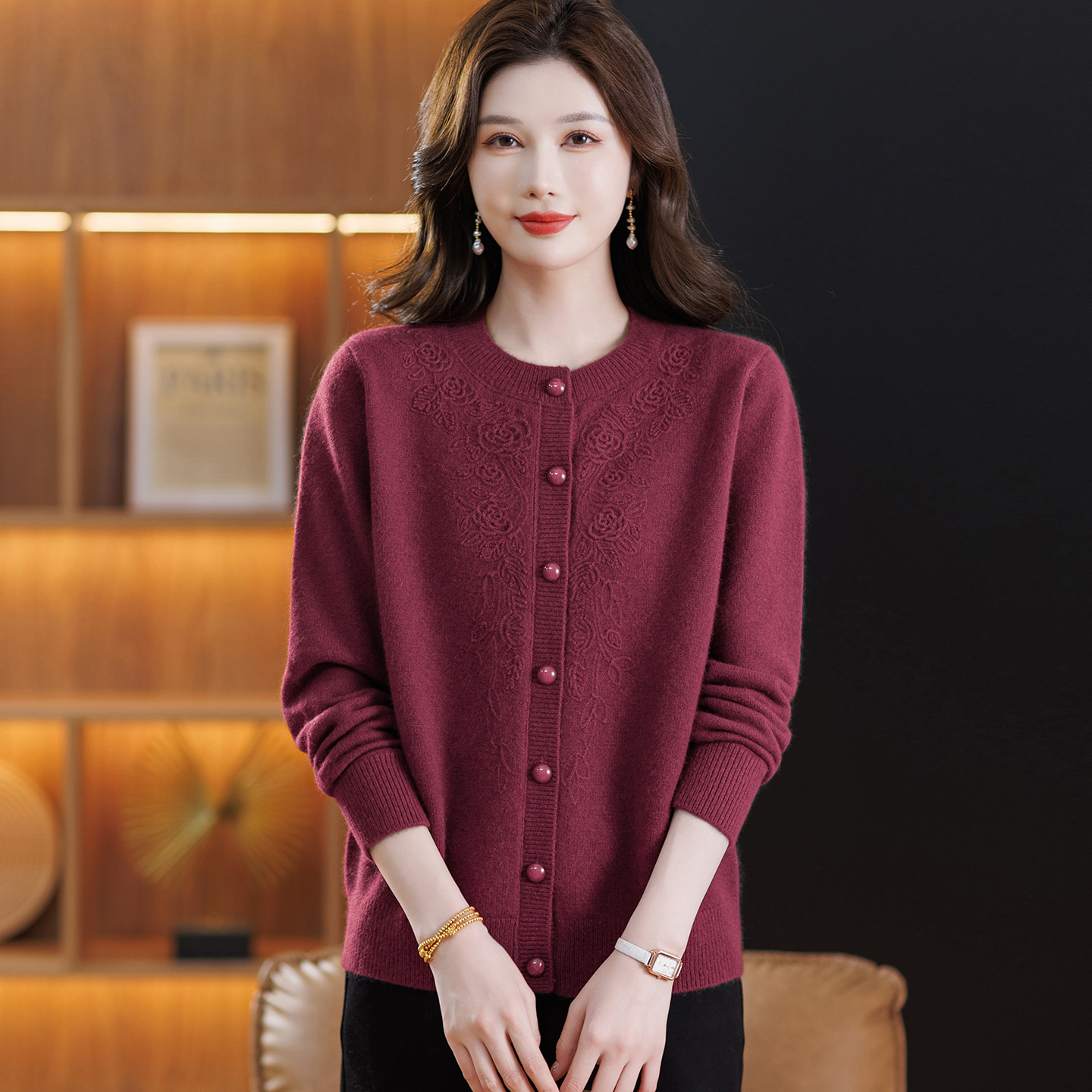 2025 New Autumn and Winter Women's Single-Breasted Knitwear Cardigan Jacket Women's Loose and Versatile Top