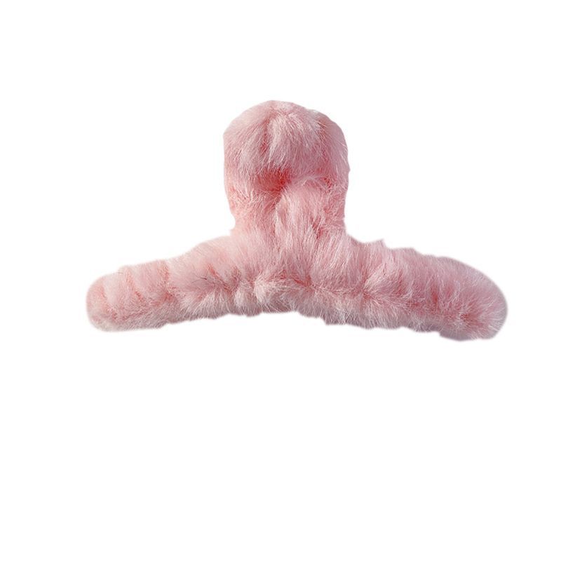 冬のぬいぐるみクリップの後頭部の大きい髪の毛がふわふわしています。|undefined