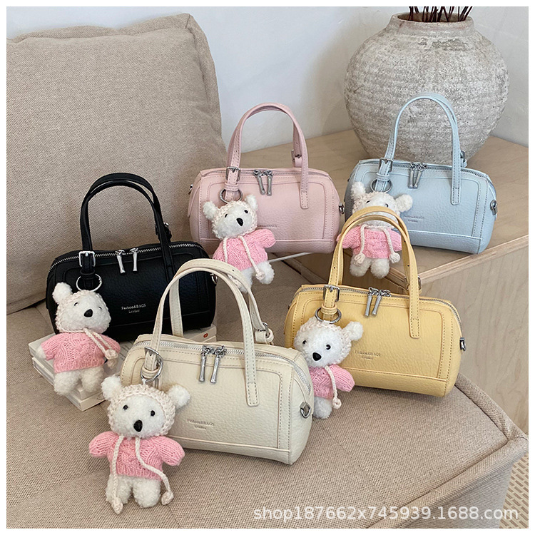 2026 Niche Design Casual and Stylish New Fashion Trend Spring Women's Pillow Bag Single Shoulder Crossbody Bag 2026 Niche Design Casual and Stylish New Fashion Trend Spring Women's Pillow Bag Single Shoulder Crossbody Bag