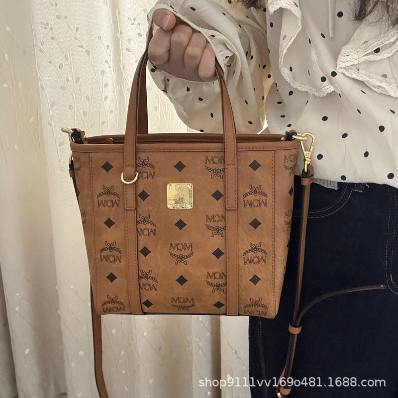 MC brand mini basket bag for women, trendy printed commuter shopping bag, tote bag, crossbody handbag for summer commuting