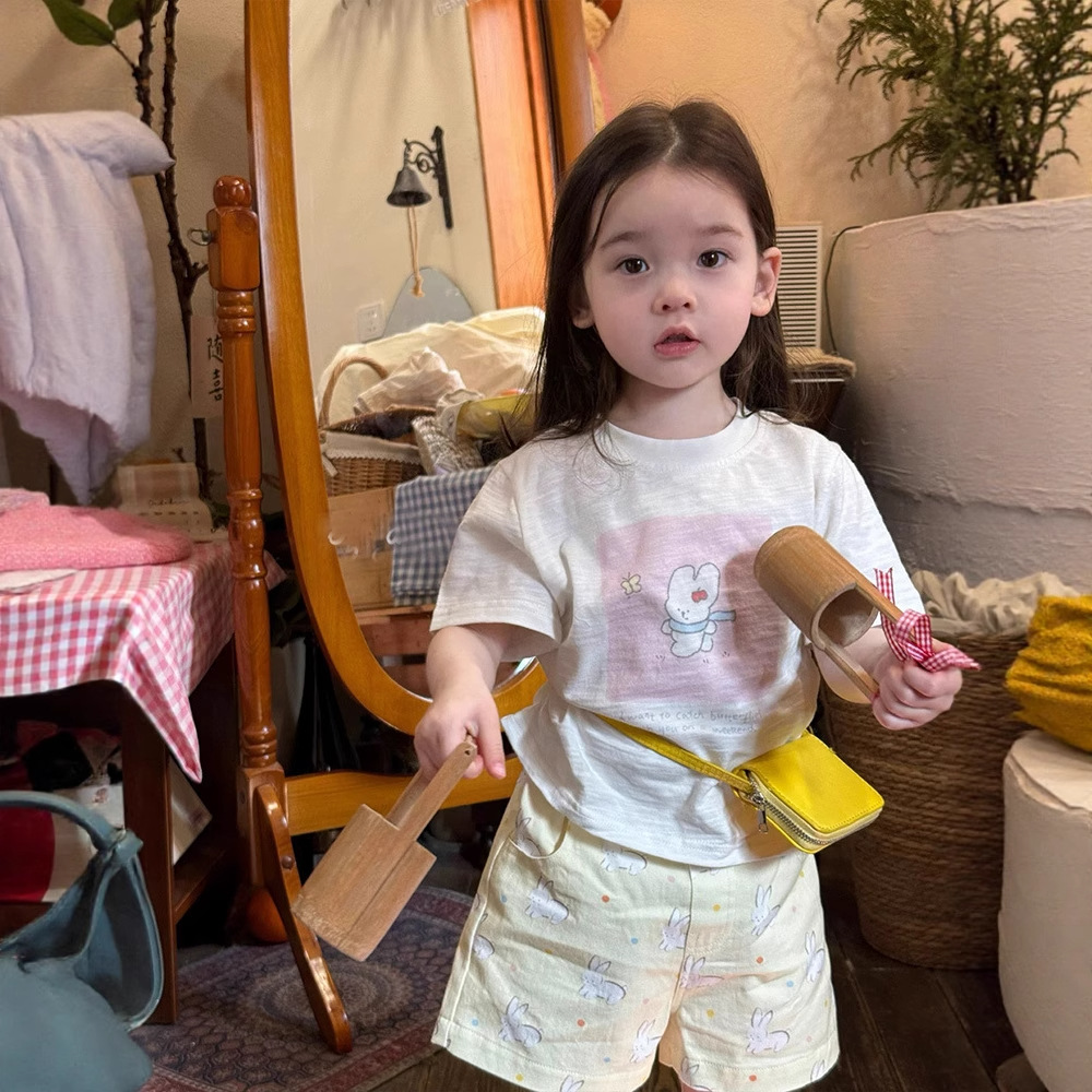 Girls' Children's Suit 2025 Summer New Children's Western Style Cartoon Printed Women's Treasure Short-sleeved T-shirt Shorts suit