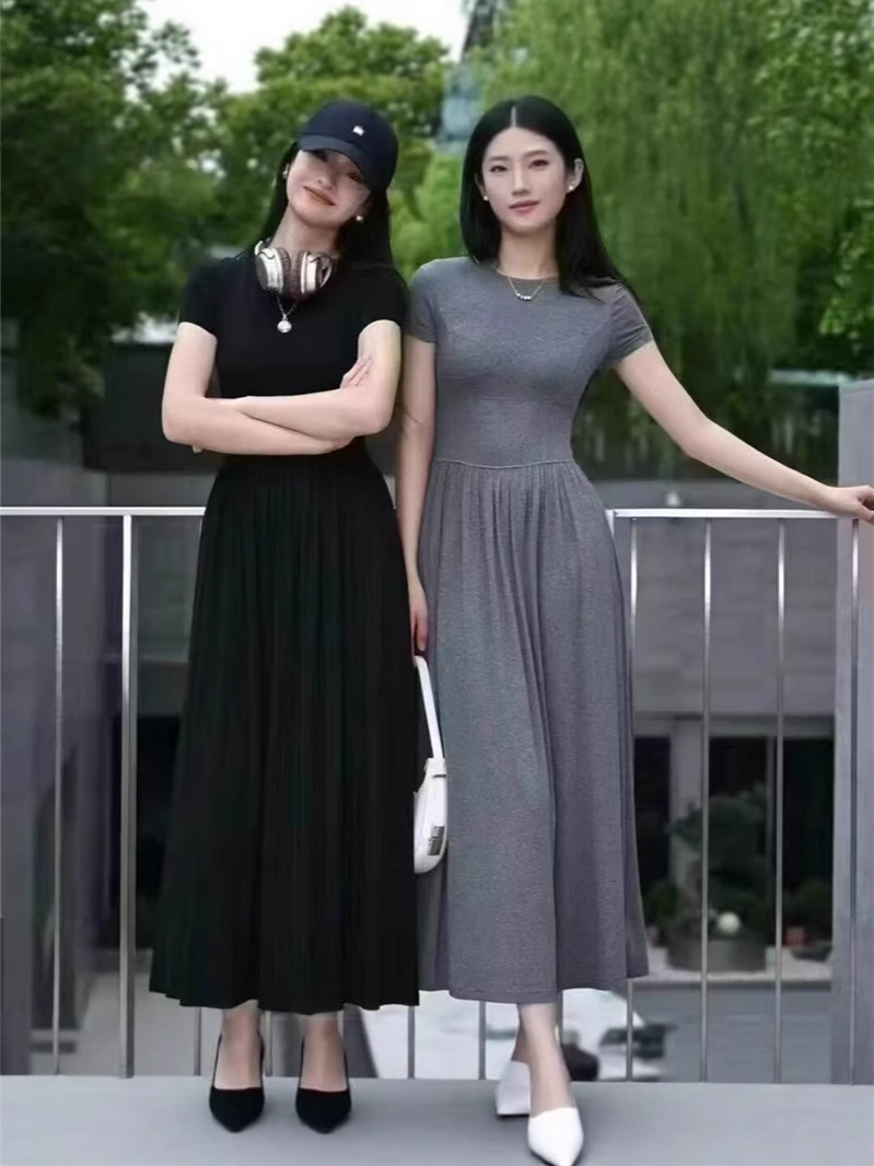 Váy đầm nữ dáng suông midi tay ngắn cổ tròn, kiểu dáng mùa hè mới — màu đen