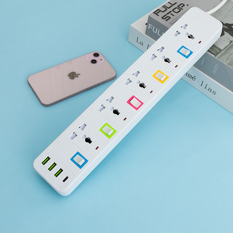 Interruptor de agitación de cabeza multicolor multicolor enchufe de comercio exterior estándar británico estándar europeo estándar americano bolsillo neutro 3USB + 1Type-