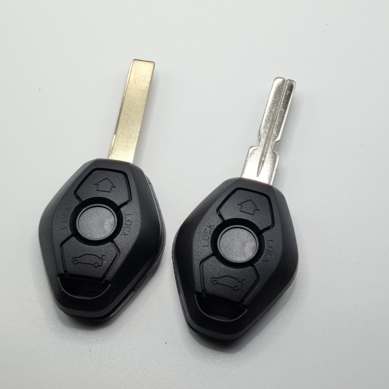 适用于老款宝马X3 X5 Z4 520 525直板钥匙遥控器3键替换壳