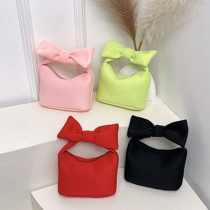 Women's Nylon Solid Color Bow Knot Cute Streetwear Sewing Thread Square Zipper Shoulder Bag