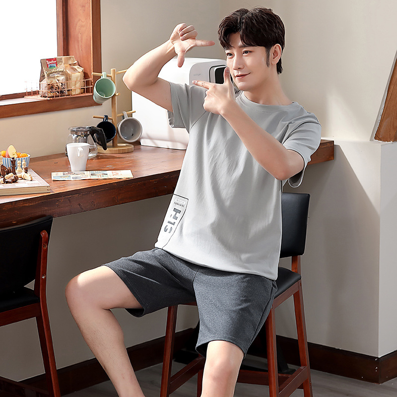 02L854 남성