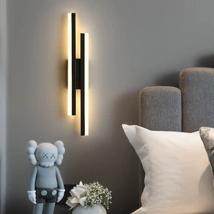 Длинный настенный светильник акриловый минимализм LED
