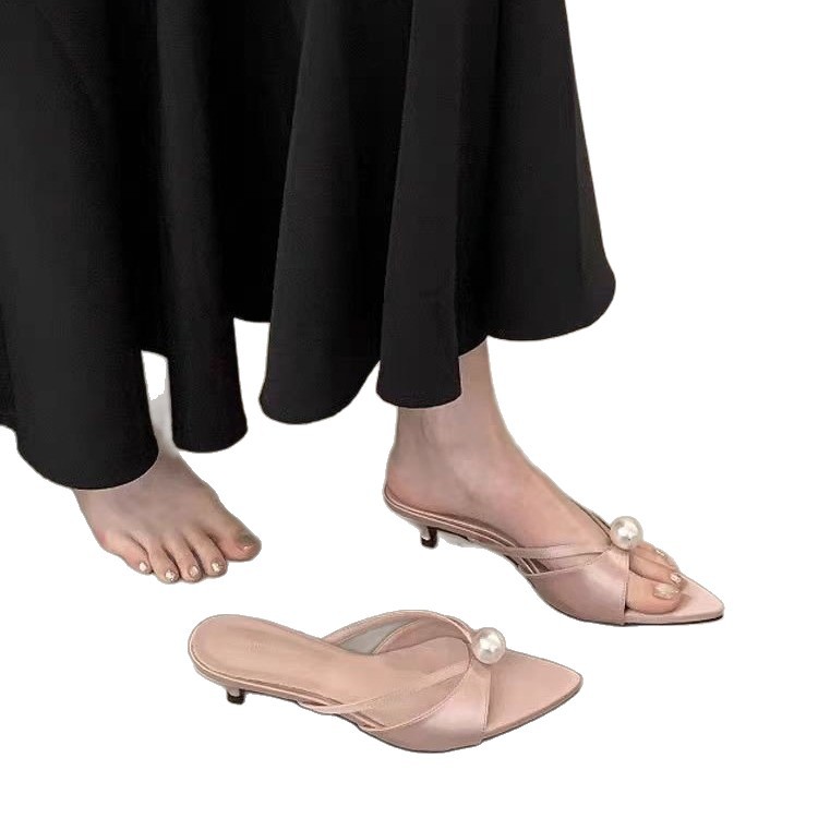 2025 New Summer Fairy-Style Pointed-Toe Pearl Elegant Sweet Artistic Thin-Heeled High-Heel Sandals_vogvips.com