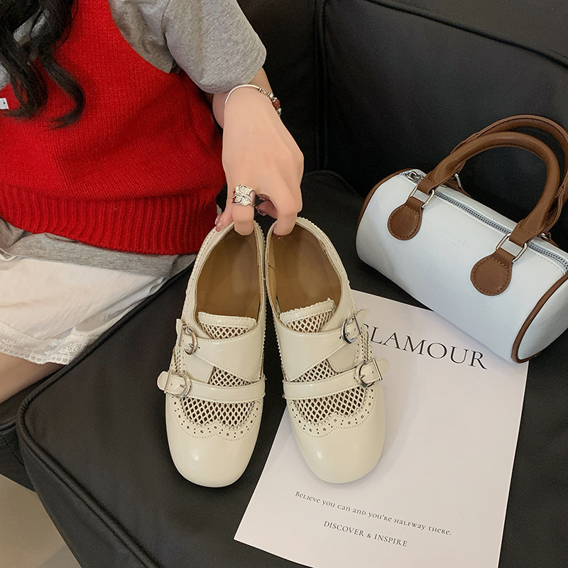 Retro gaza de malla hueca Rocke zapatos de mujer verano 2026 tacones planos hebilla de estilo británico zapatos de cuero suaves zapatos individuales