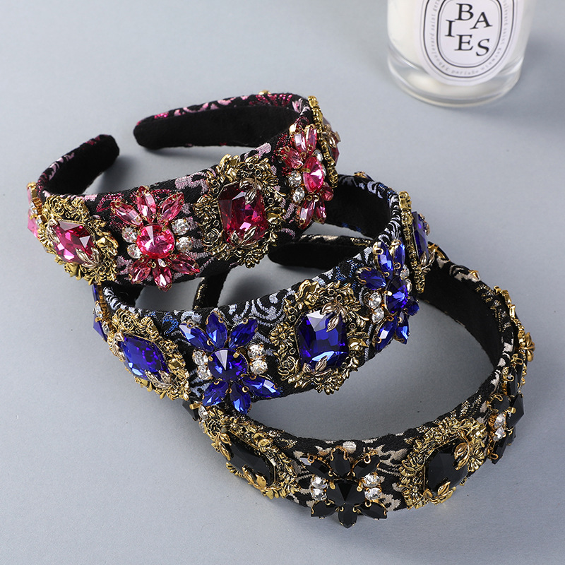 Cross-border European and American Fashion Elegant Velvet Hair Band Women's Rhinestone Super Flash Gem Wide-brimmed Palace Style Foreign Trade Hair Accessories