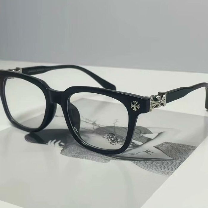 Crowe's New Ultra-Light Anti-Blue Light Flat Glasses, Cross-Border Retro Plain Black Frame Unisex Glasses Crowe's New Ultra-Light Anti-Blue Light Flat Glasses, Cross-Border Retro Plain Black Frame Unisex Glasses
