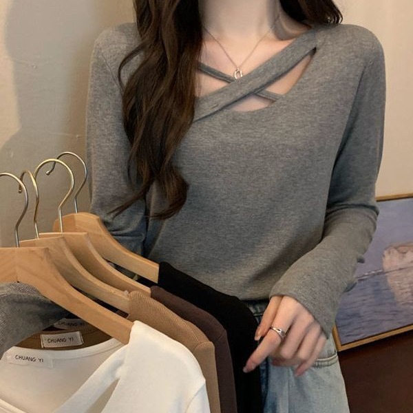 気をつけてください。デザイン感があります。長袖tシャツの初秋の上着です。|undefined