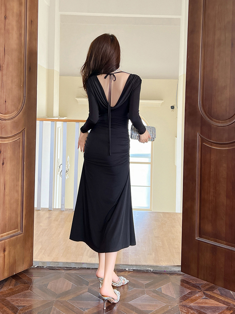 Đầm maxi nữ cổ chữ V thắt eo hở lưng phong cách Pháp — Màu đen